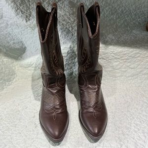 Rampage Wamblee dark brown boots